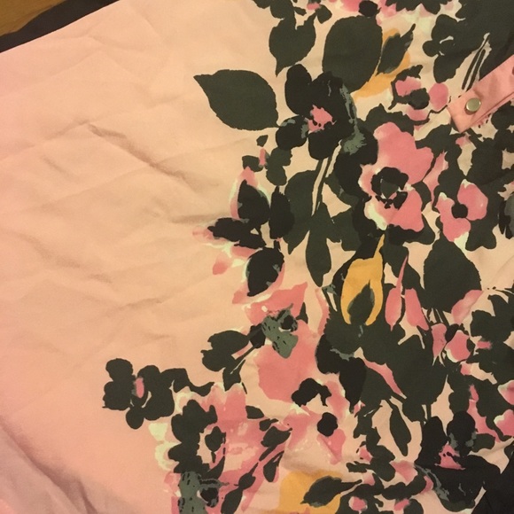 Pink blouse - Picture 5 of 5